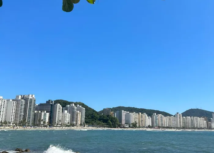 Apto Com Piscinas, Sacada Gourmet, 2 Gar, 50 Mts Da Praia Guarujá